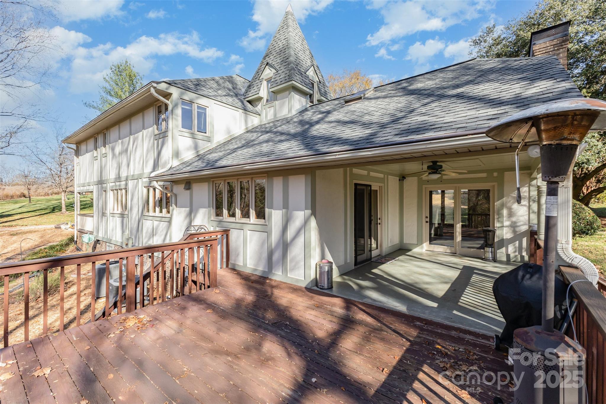 Country Club Gardens - Residential