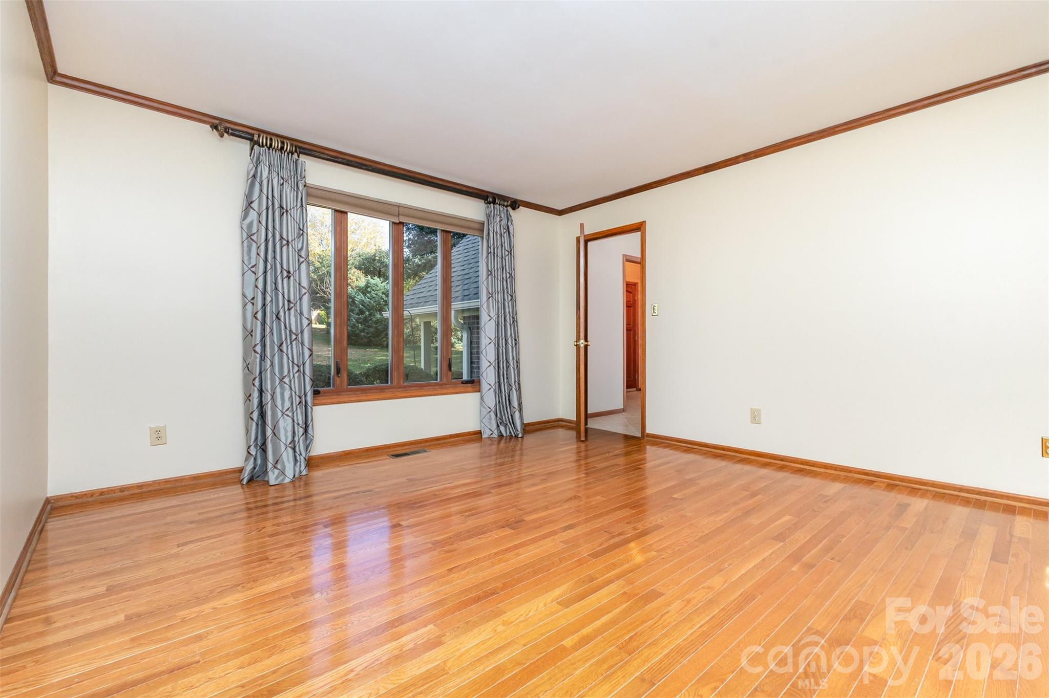 Country Club Gardens - Residential