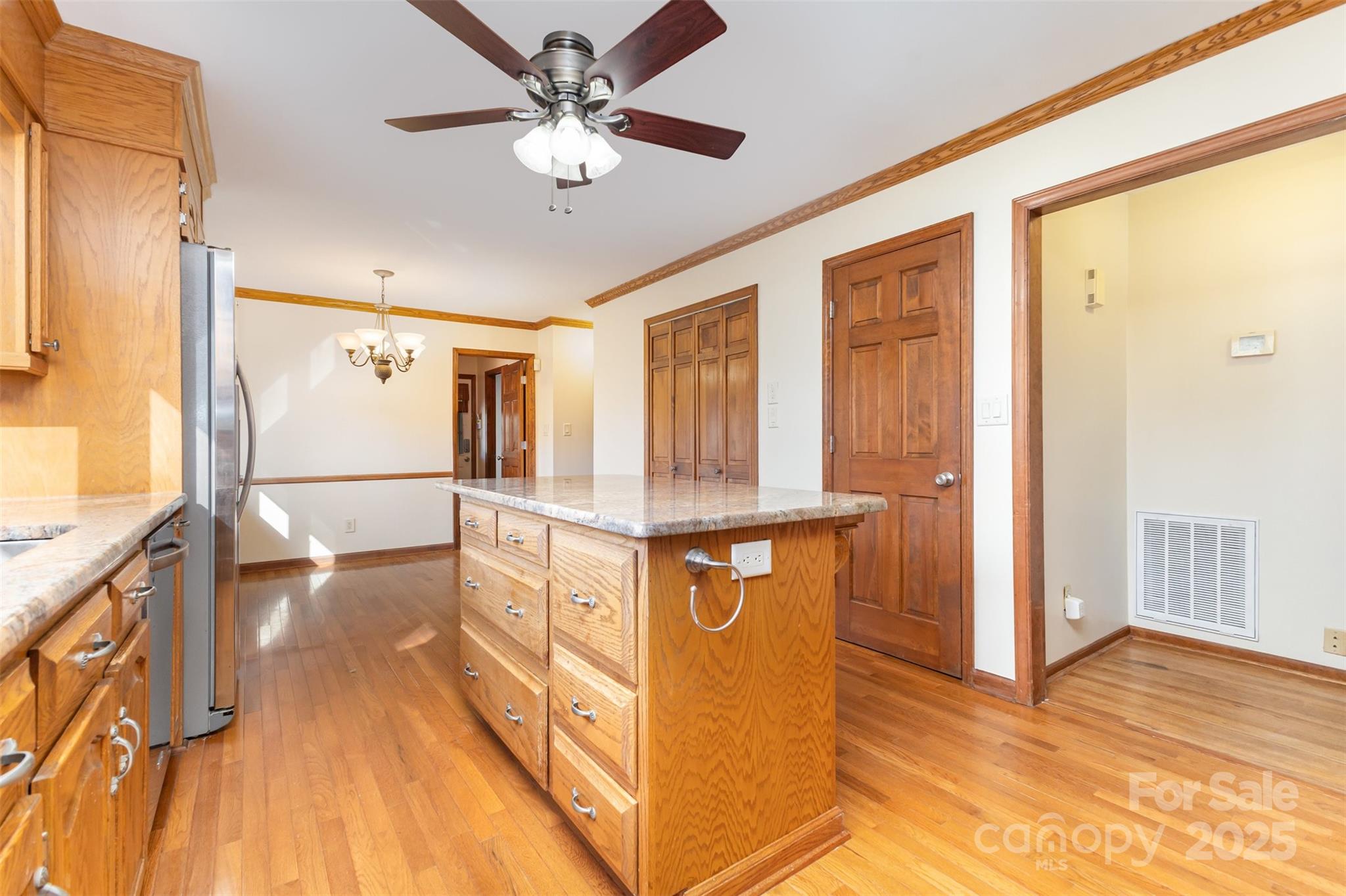 Country Club Gardens - Residential