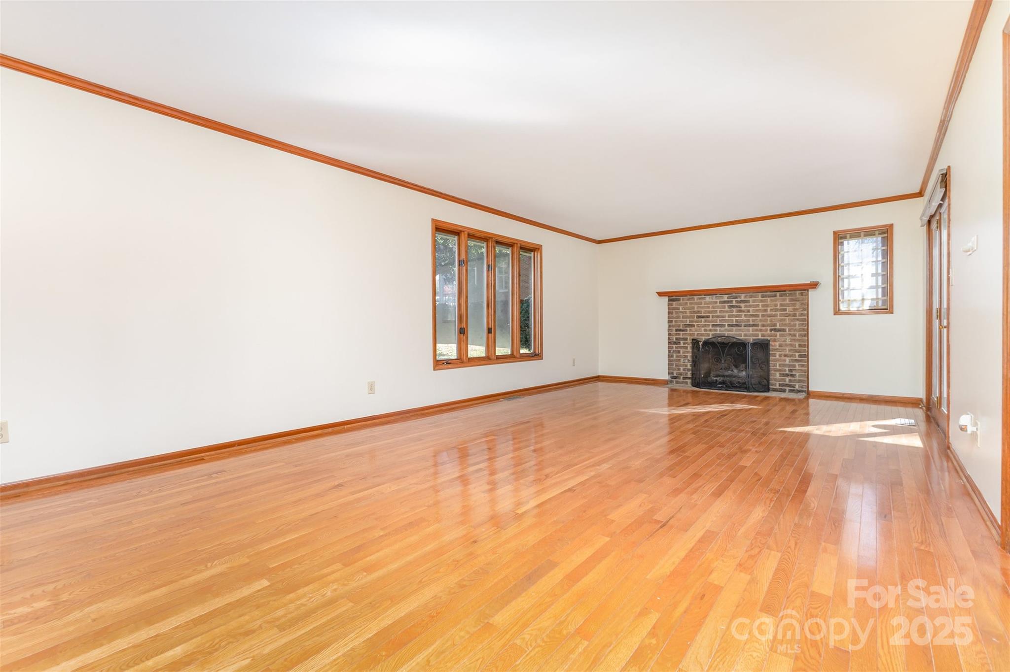 Country Club Gardens - Residential