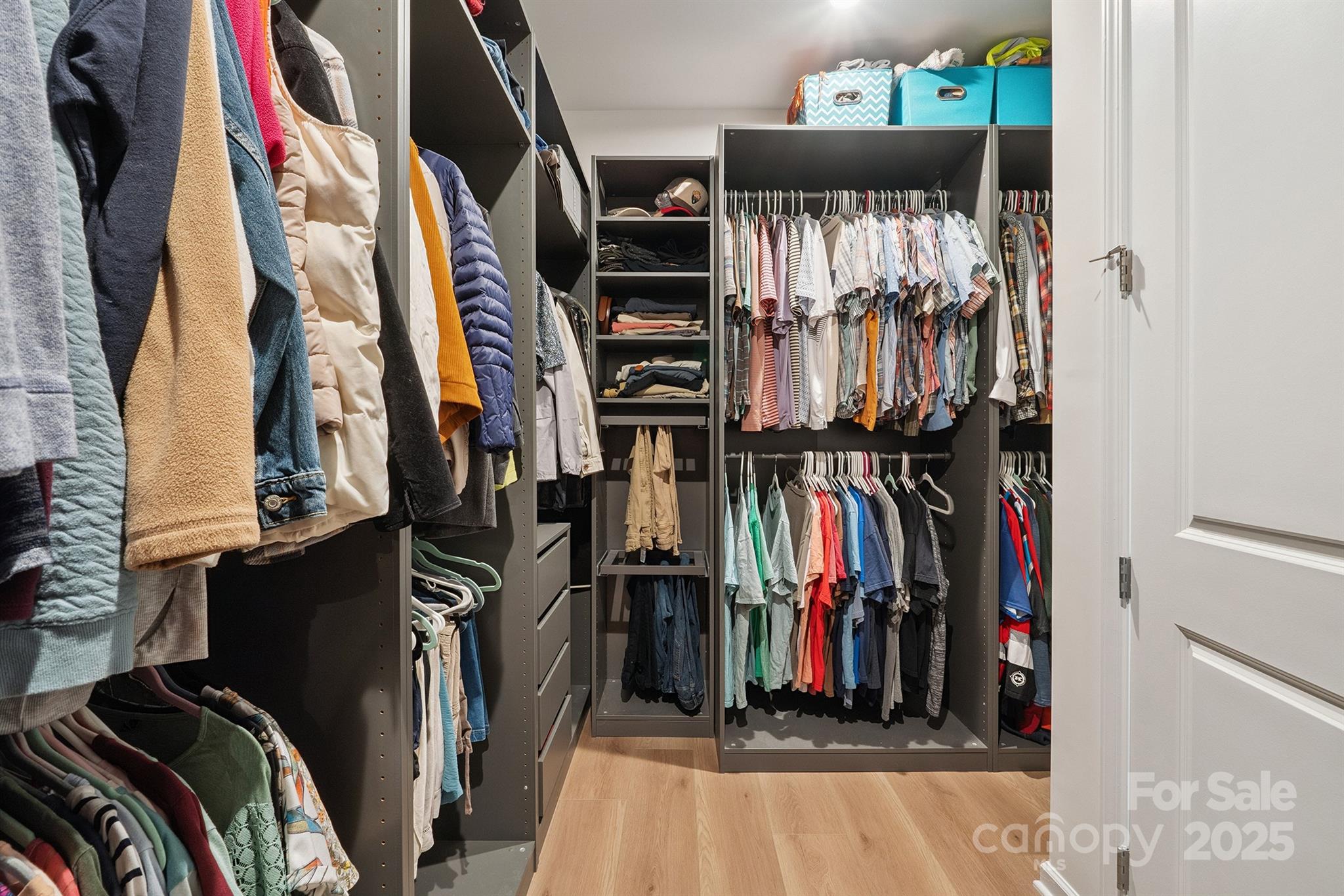 Pennant Square - Residential