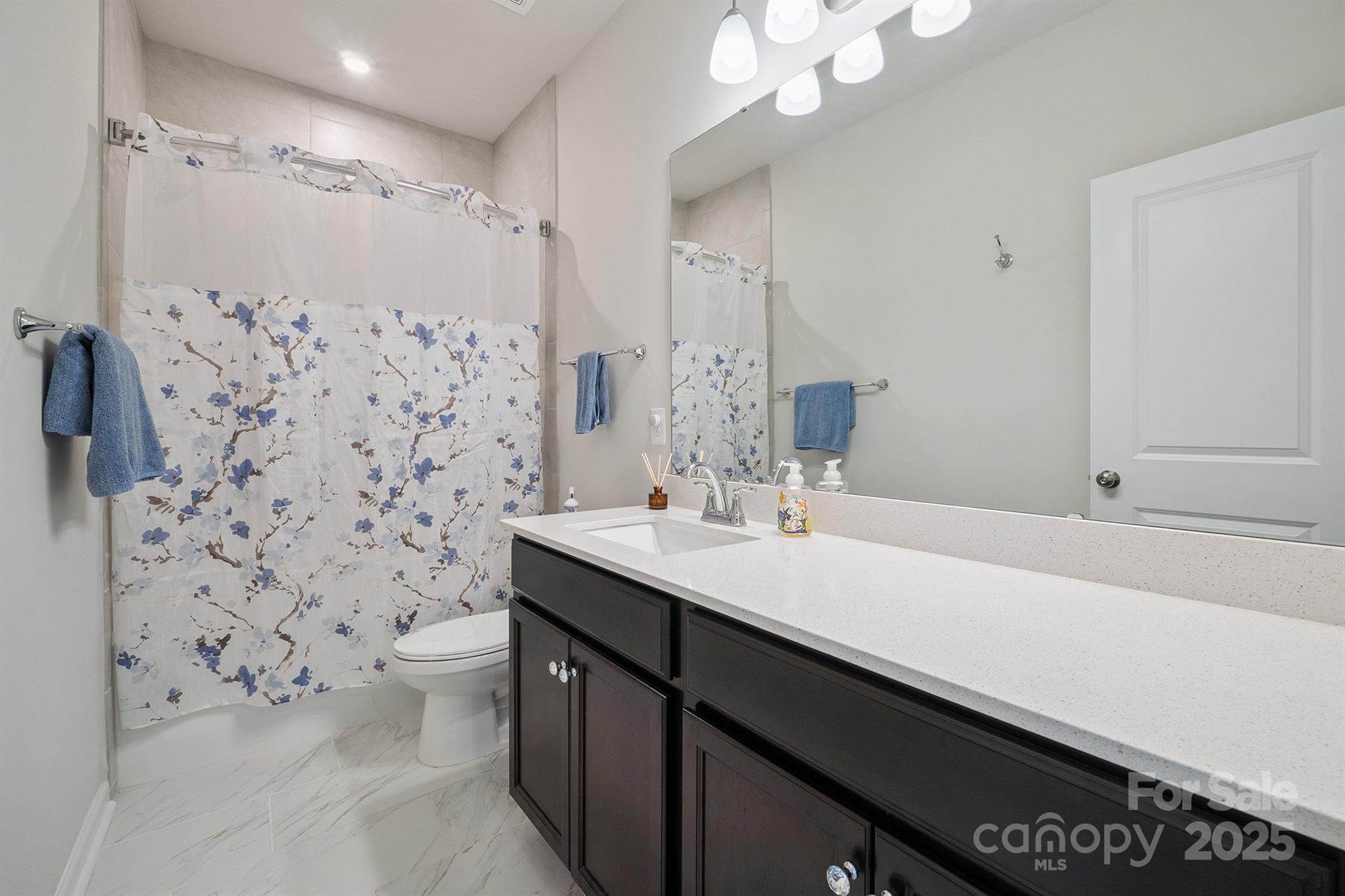 Pennant Square - Residential