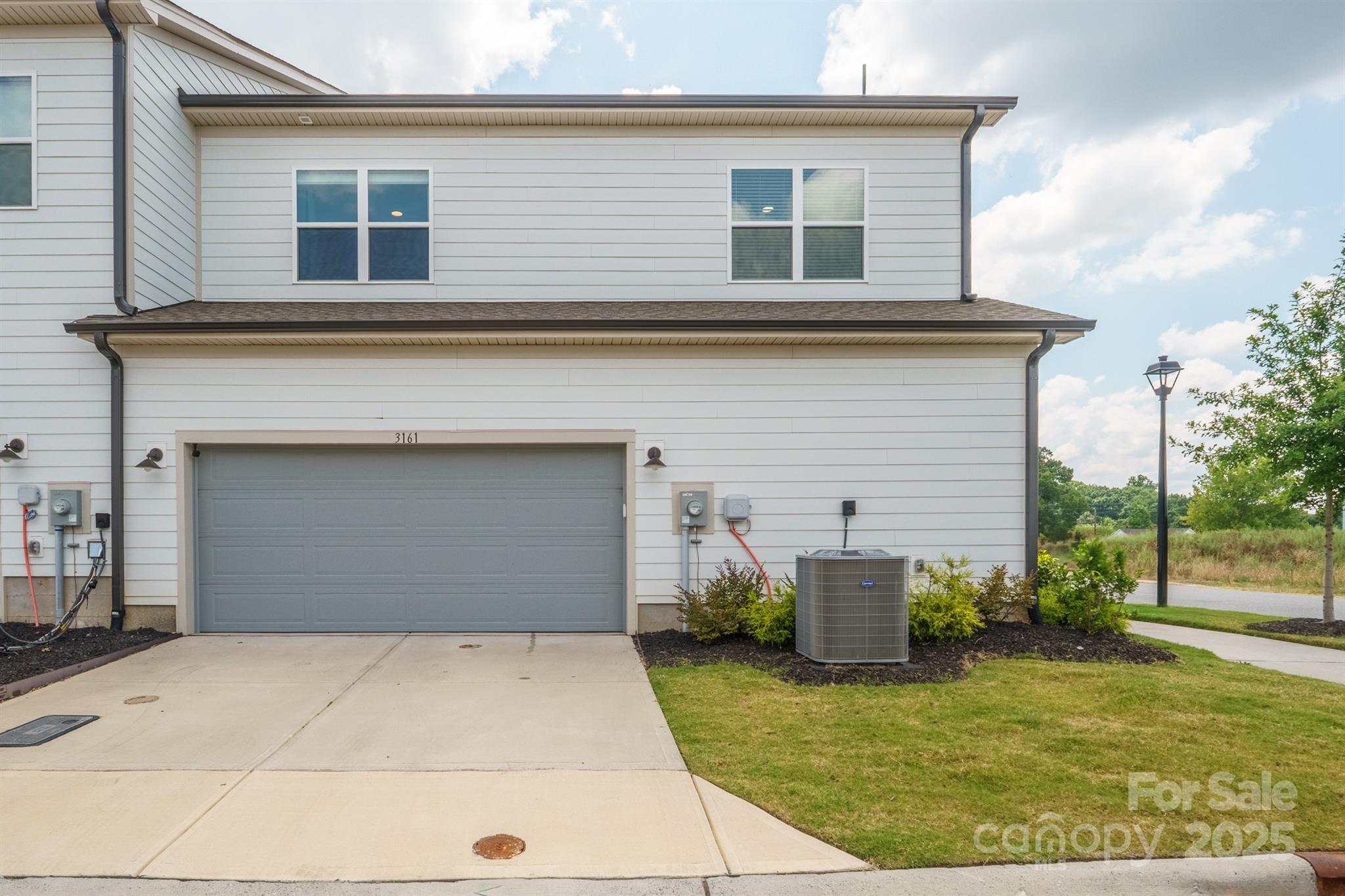 Pennant Square - Residential