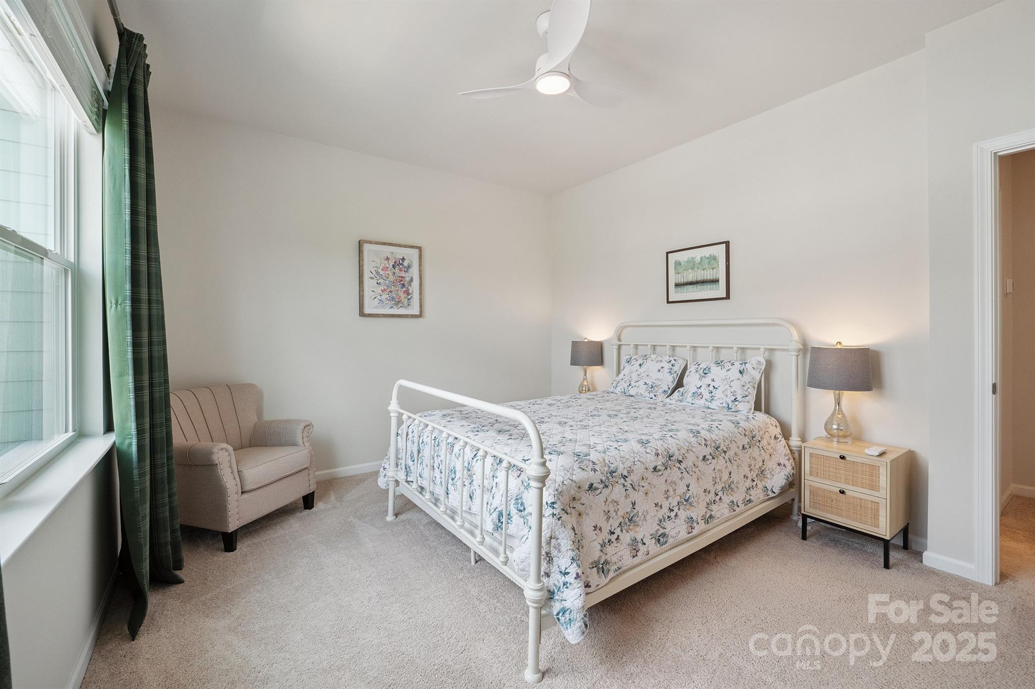 Pennant Square - Residential