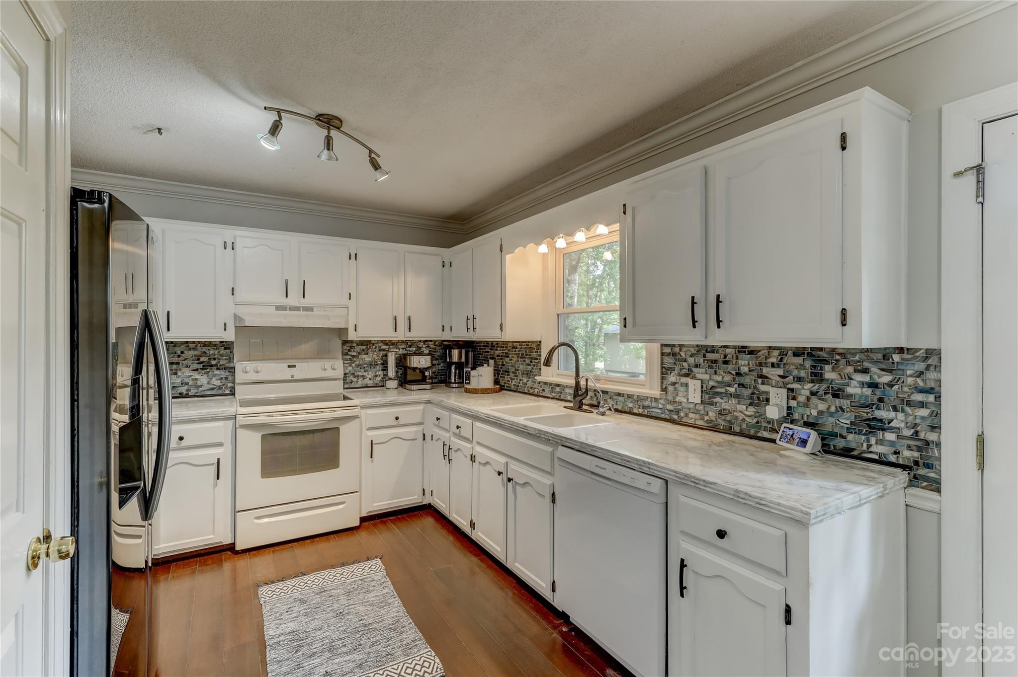 Taylor Oaks - Residential