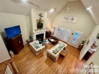 1093 Fairfield Drive