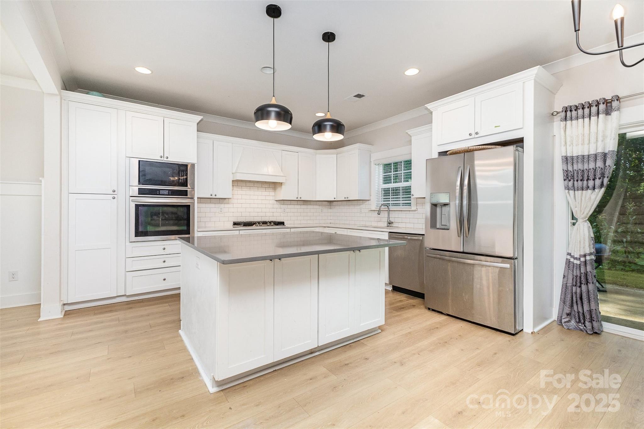 7725 Shalom Drive