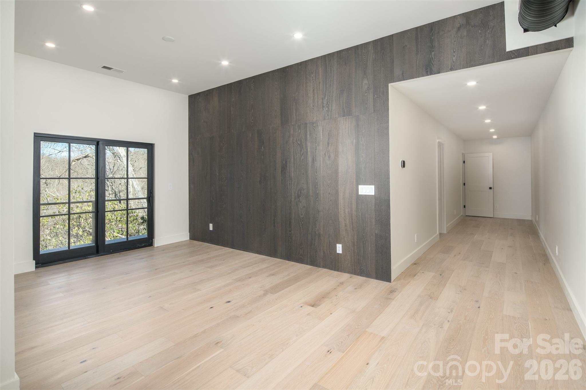 Connestee Falls - Residential