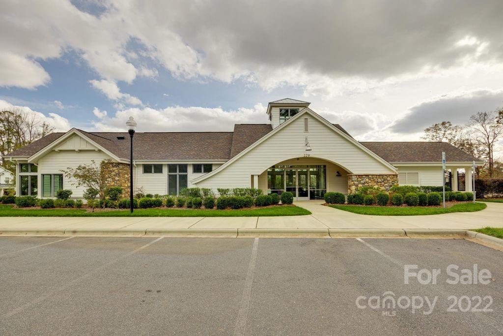 McLean - South Shore - Residential