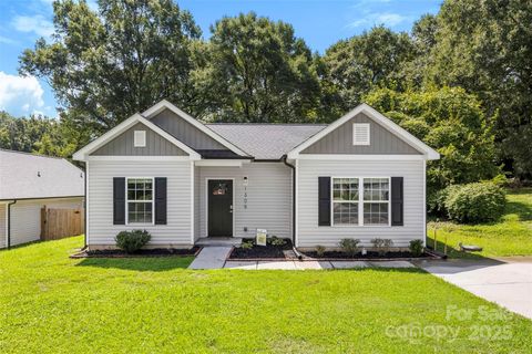 1305 Jay Avenue Gastonia NC 28052