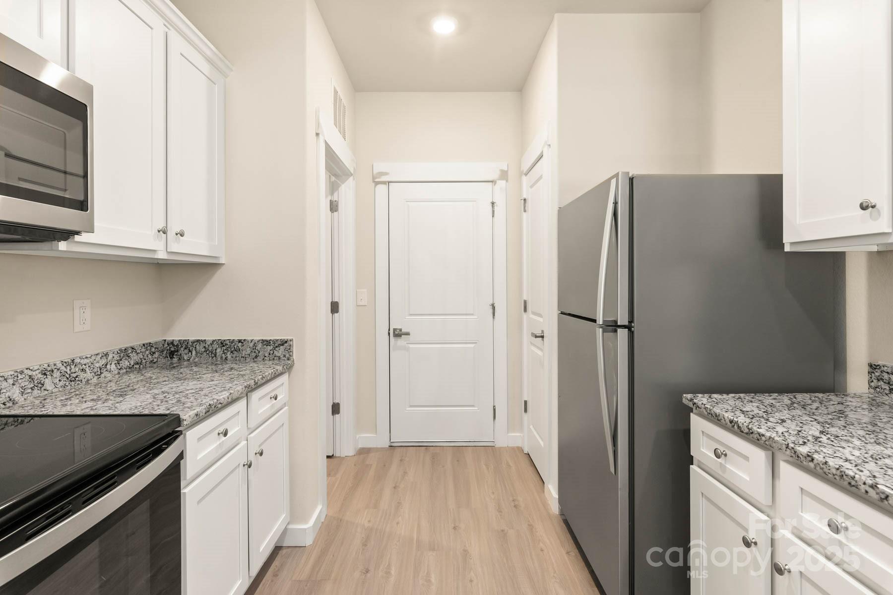 1532 Doran Terrace
