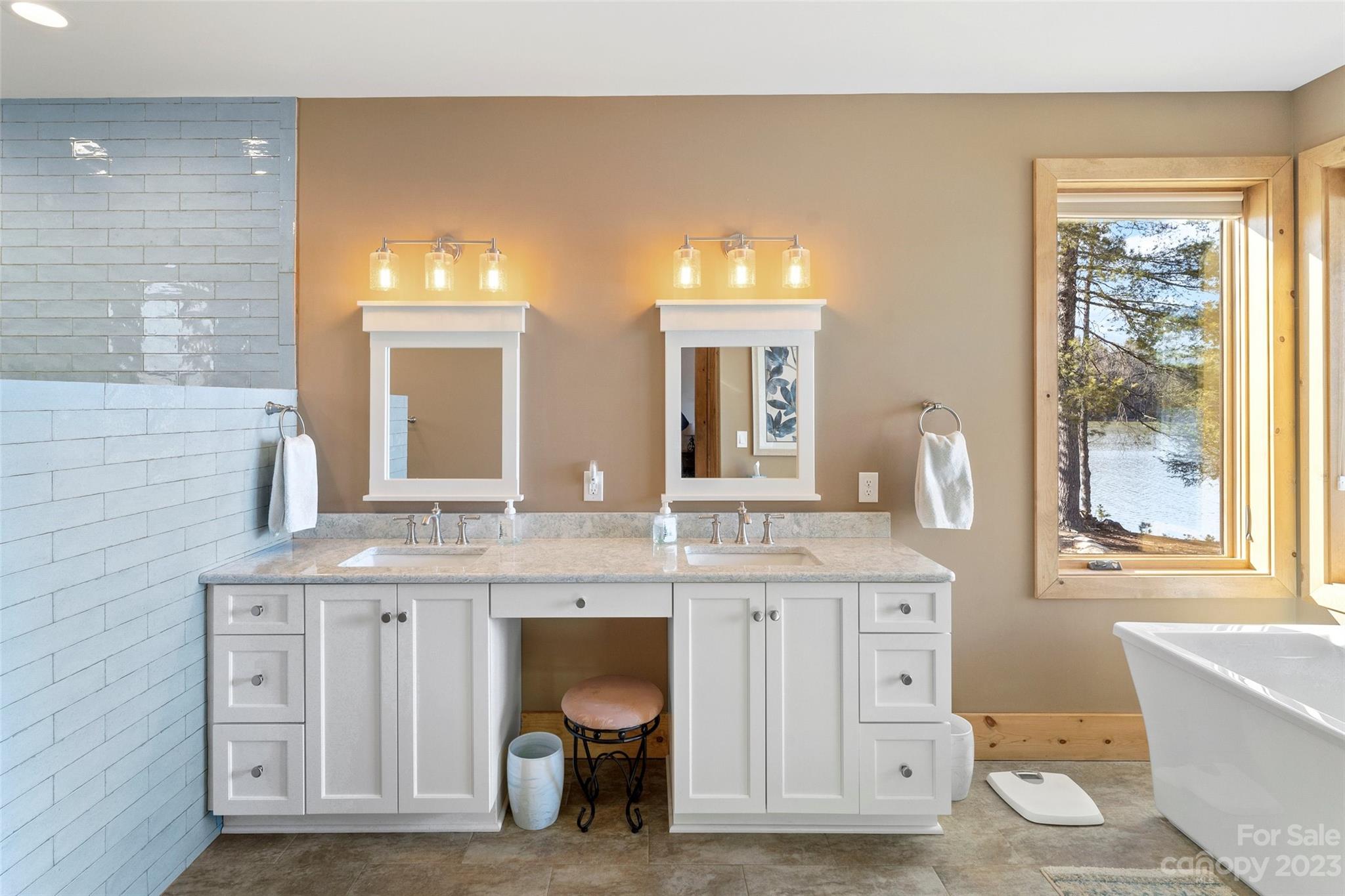 The Arbor at Lake James - Residential