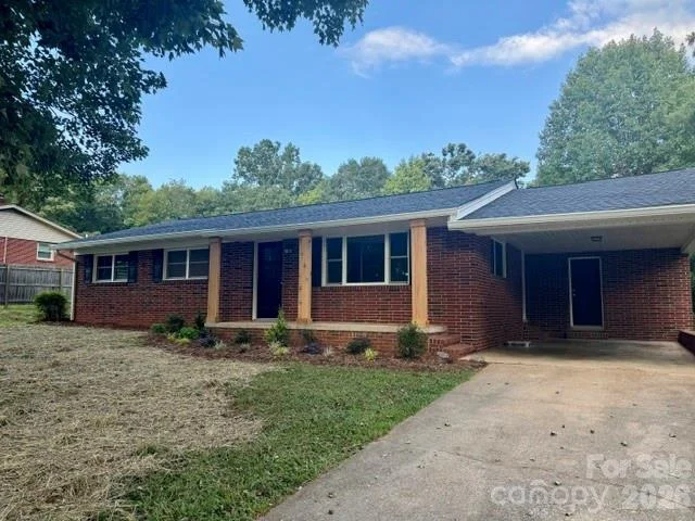 1911 Wall Street, Morganton, NC, 28655