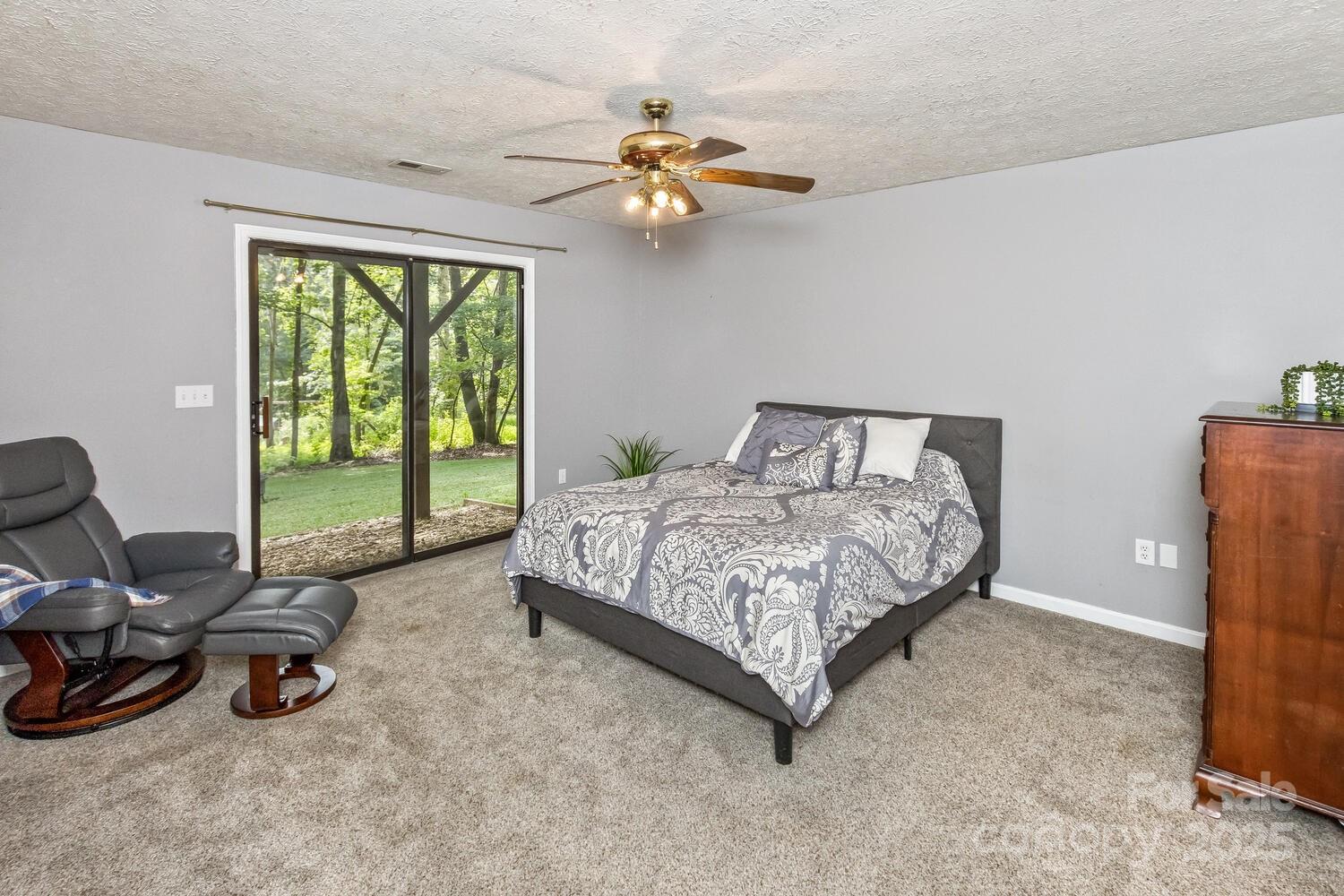 Mills Pointe - Residential