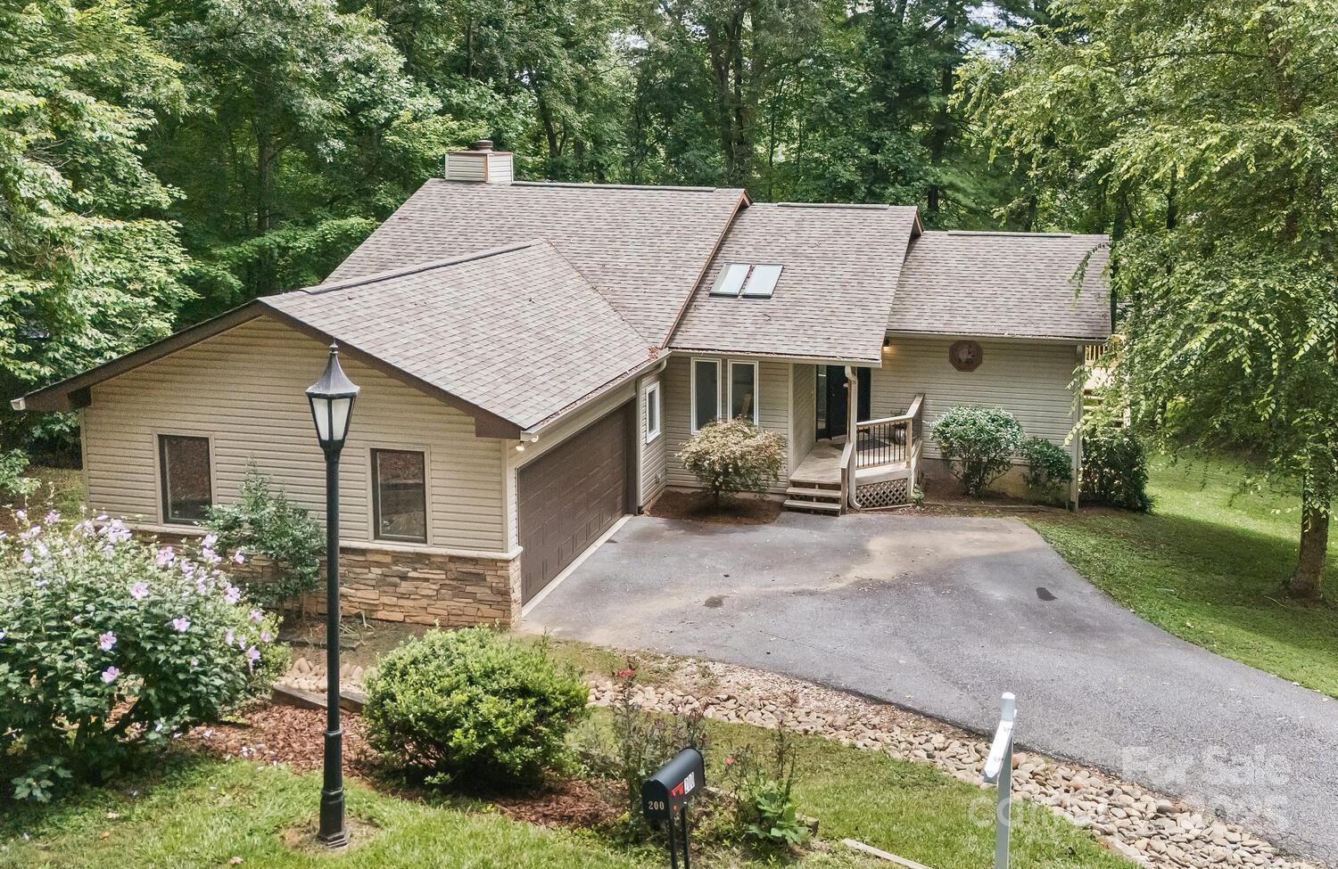 Mills Pointe - Residential