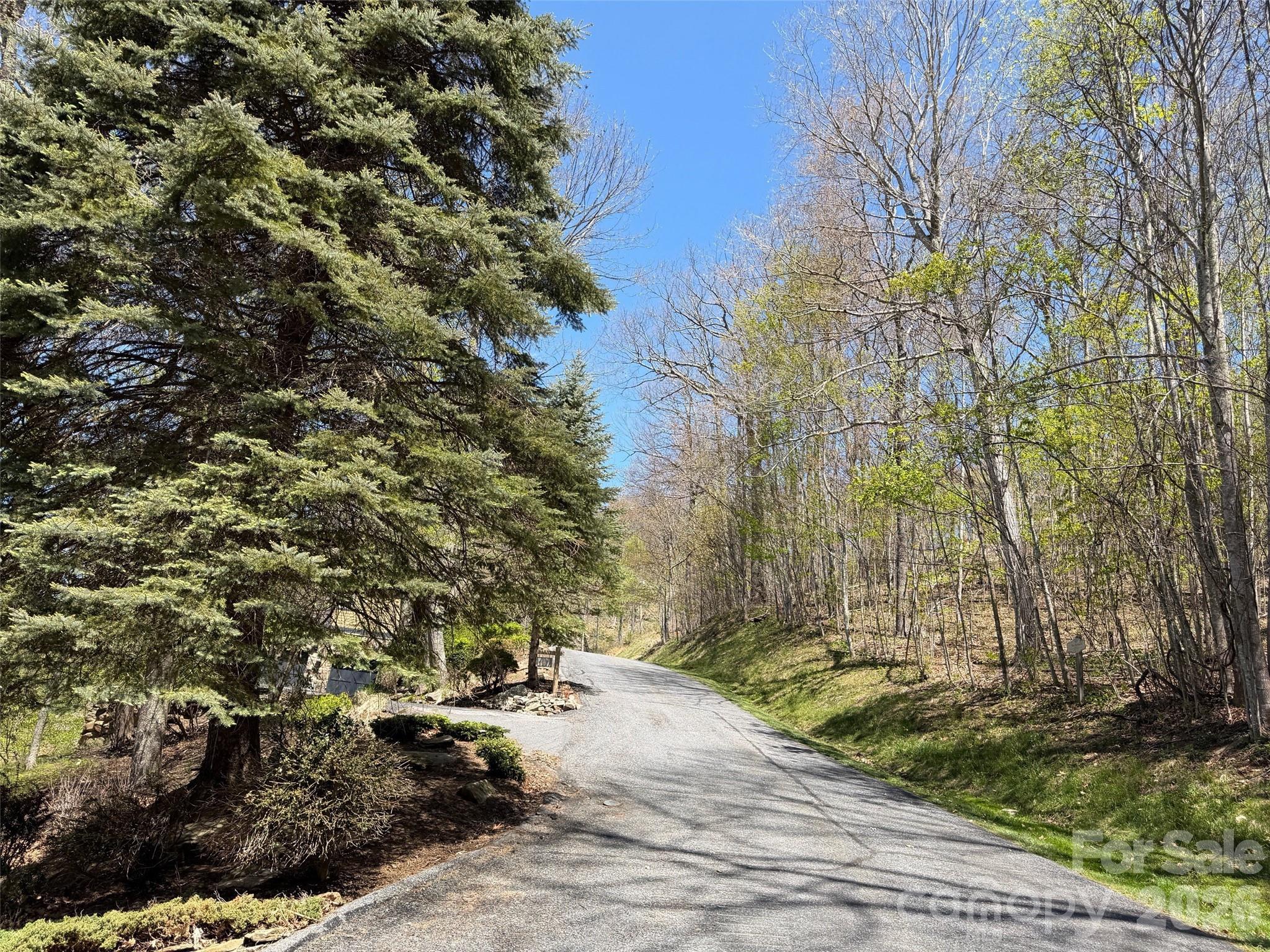 20 Cliff's Edge Drive