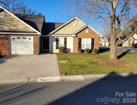 115 Edinburgh Court Mount Holly NC 28120
