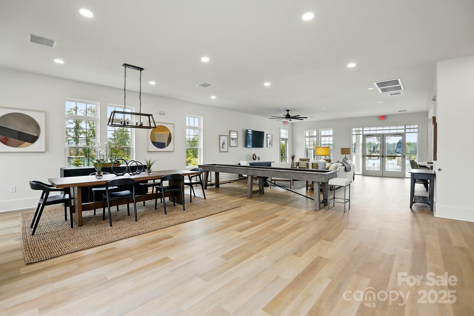 Laurelbrook - Residential