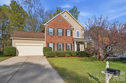 Photo of 8721 Woodcock Lane, Charlotte, NC 28216 (MLS # 4363053)