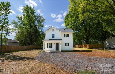 8722 Moody Road Charlotte NC 28215