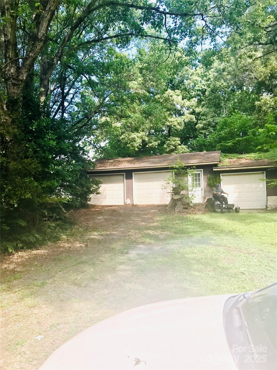 3715 Vanderburg Drive