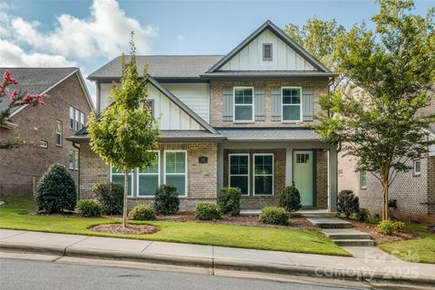 Photo of 707 Marion Drive, Matthews, NC 28105 (MLS # 4276790)