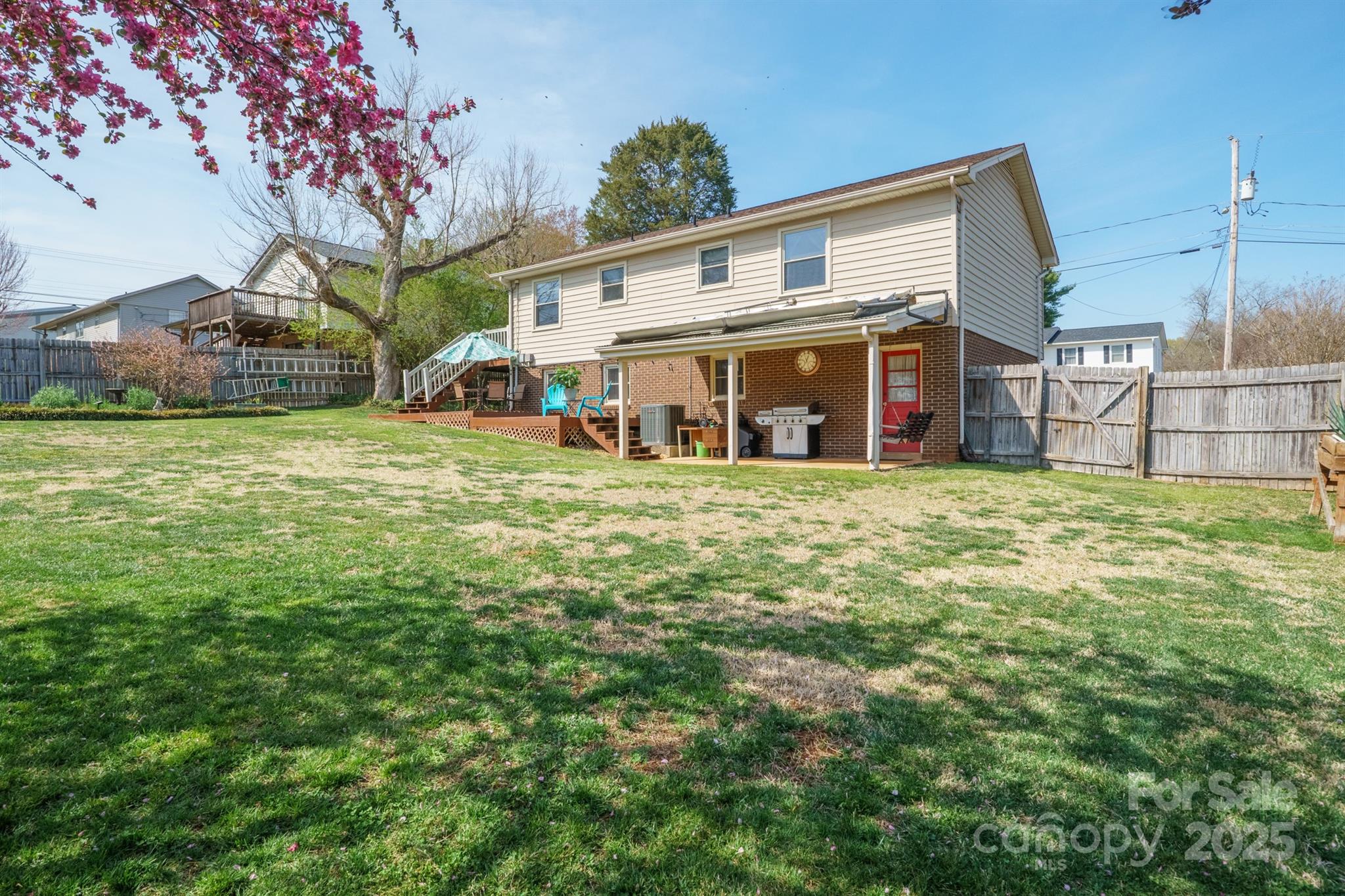 Meadowbrook Acres - Residential