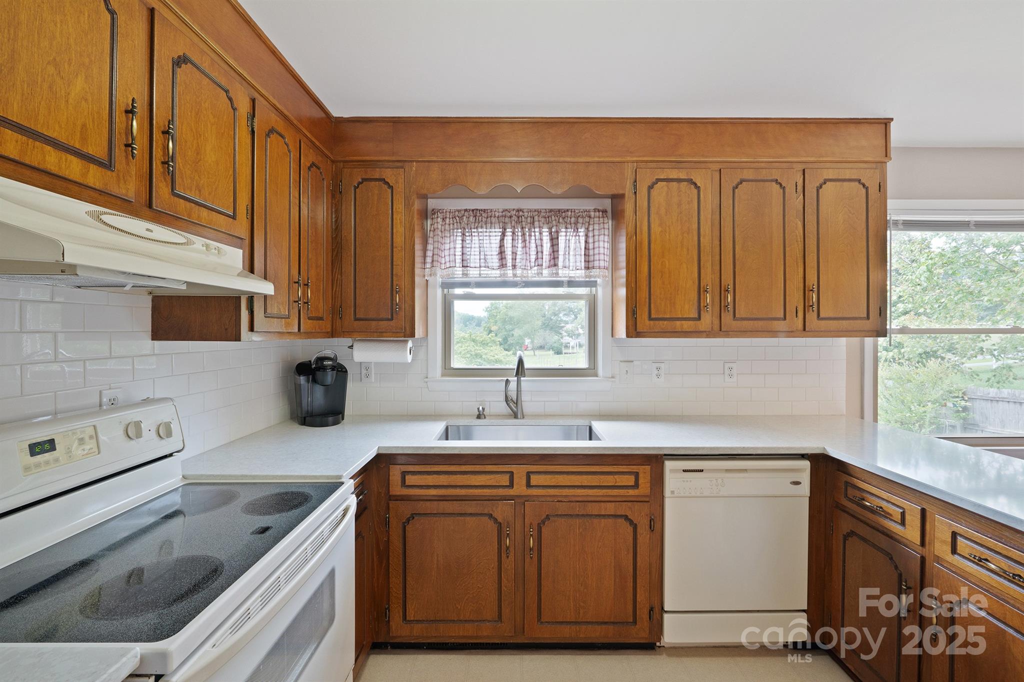 Meadowbrook Acres - Residential