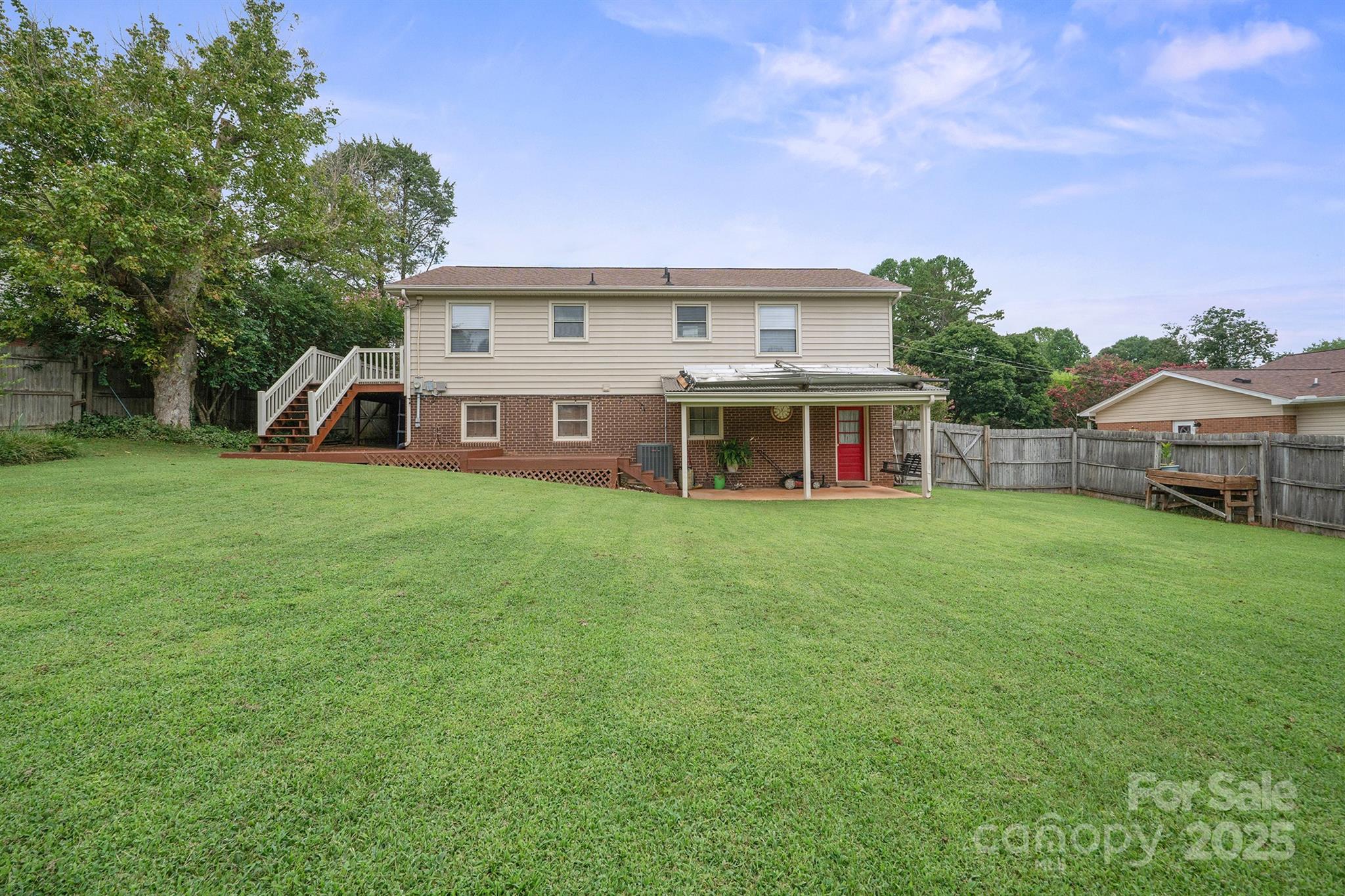 Meadowbrook Acres - Residential