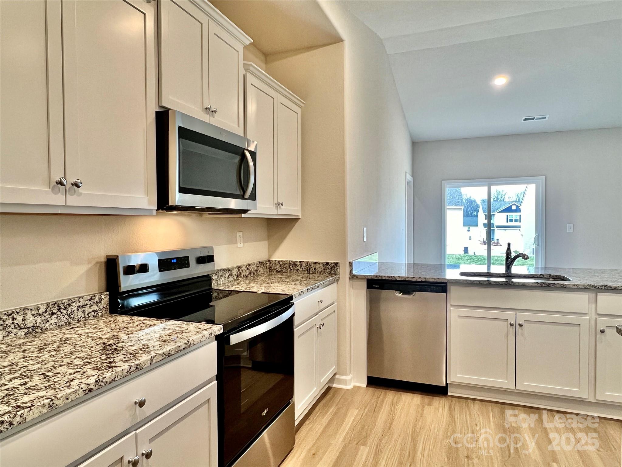 McKee Creek Village - Residential Lease