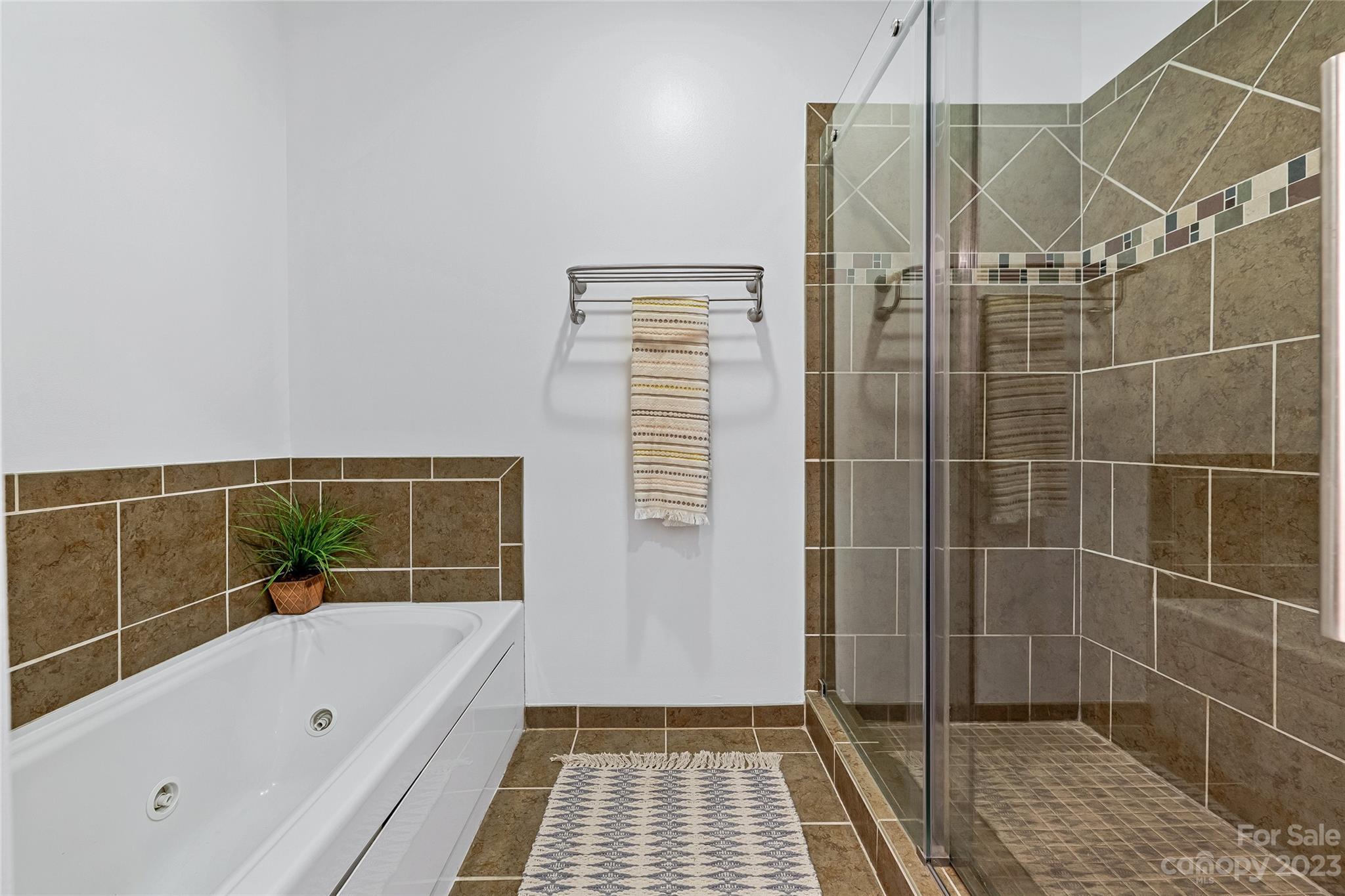 The Pioneer Building - Residential