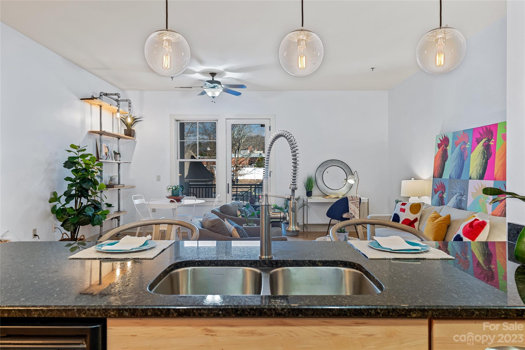 The Pioneer Building - Residential