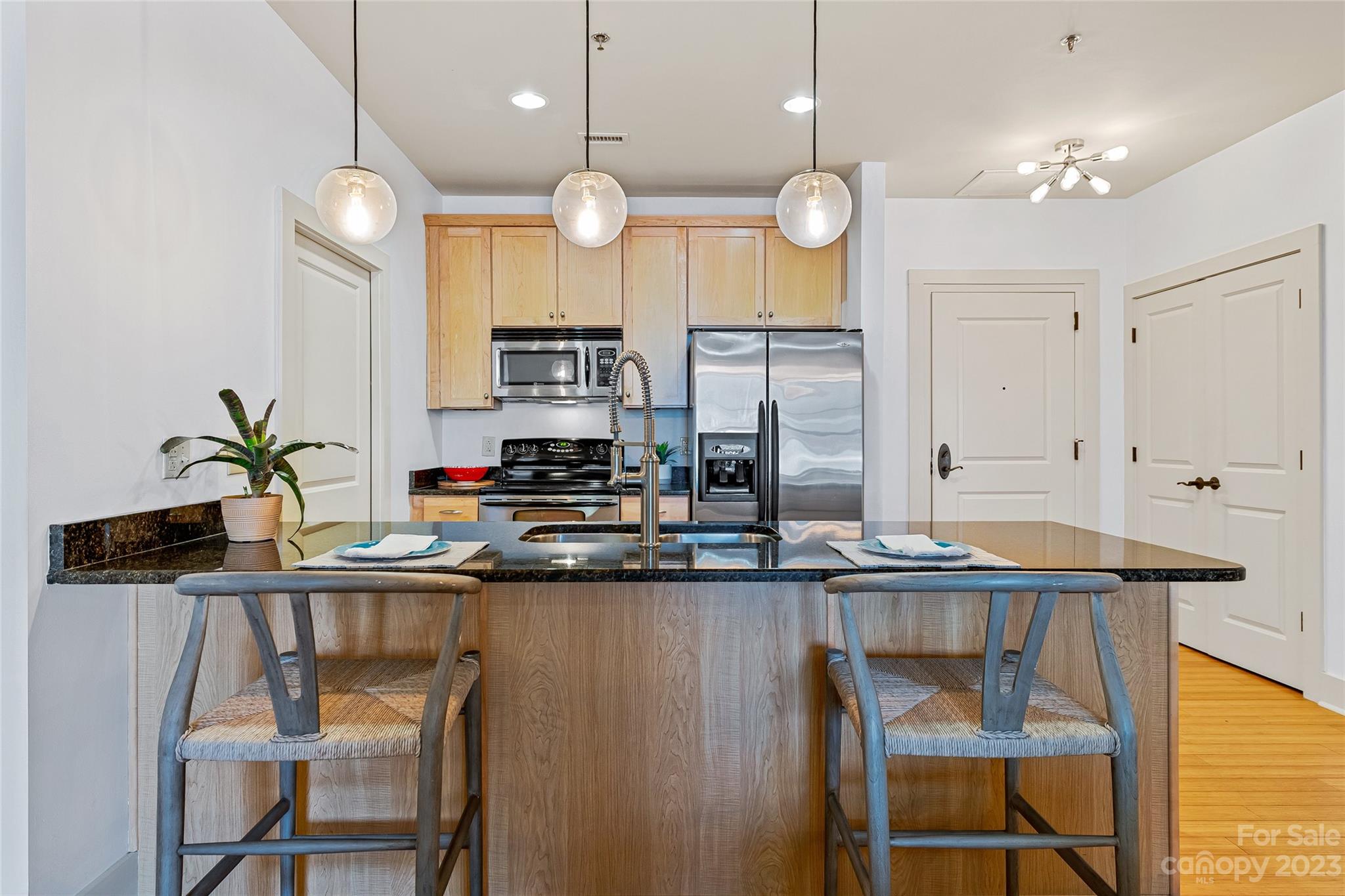 The Pioneer Building - Residential