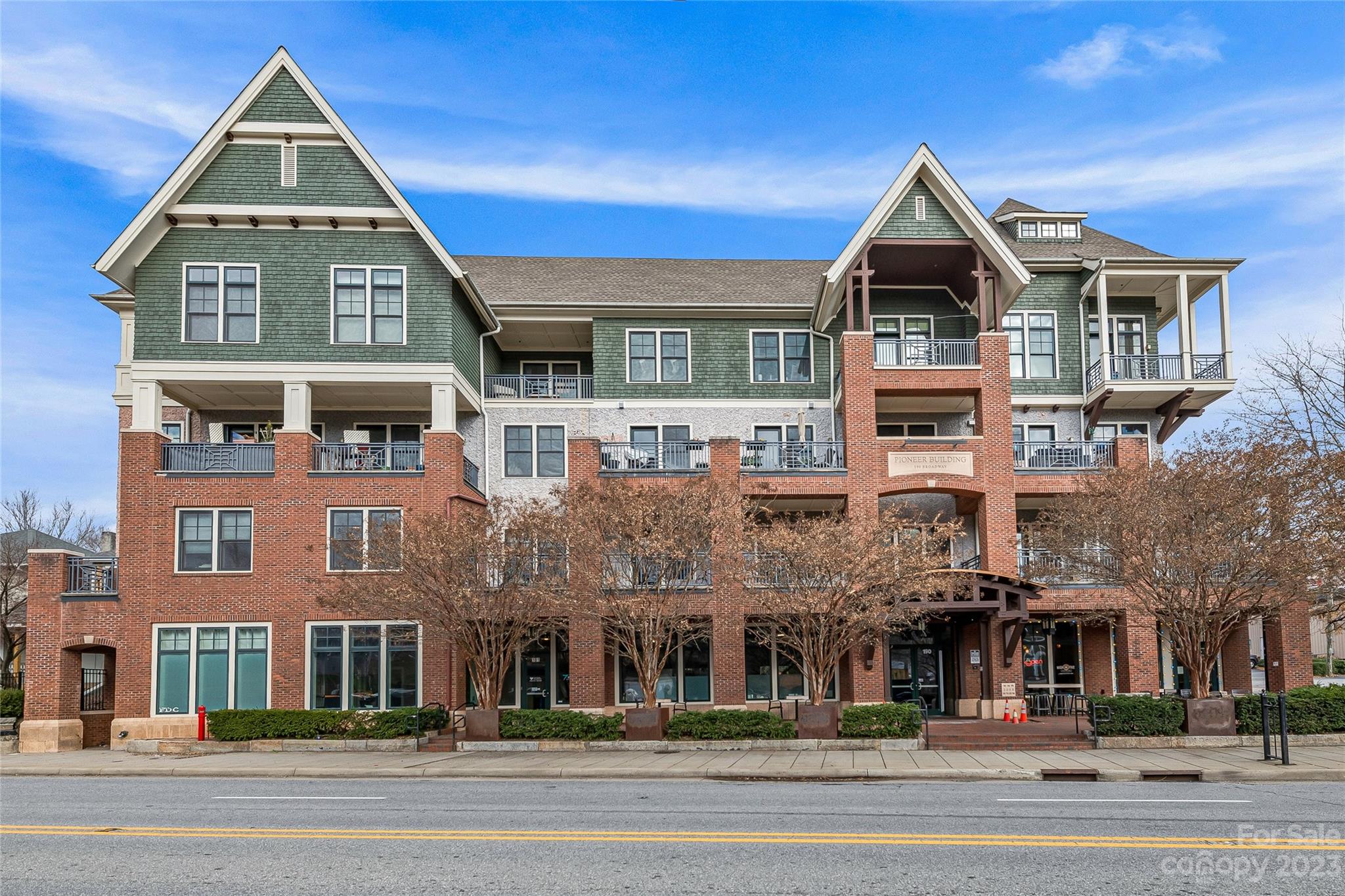 The Pioneer Building - Residential