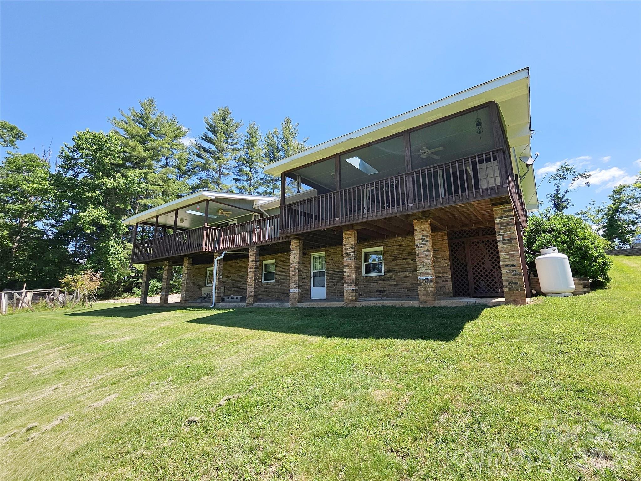 72 Ridgetop Lane