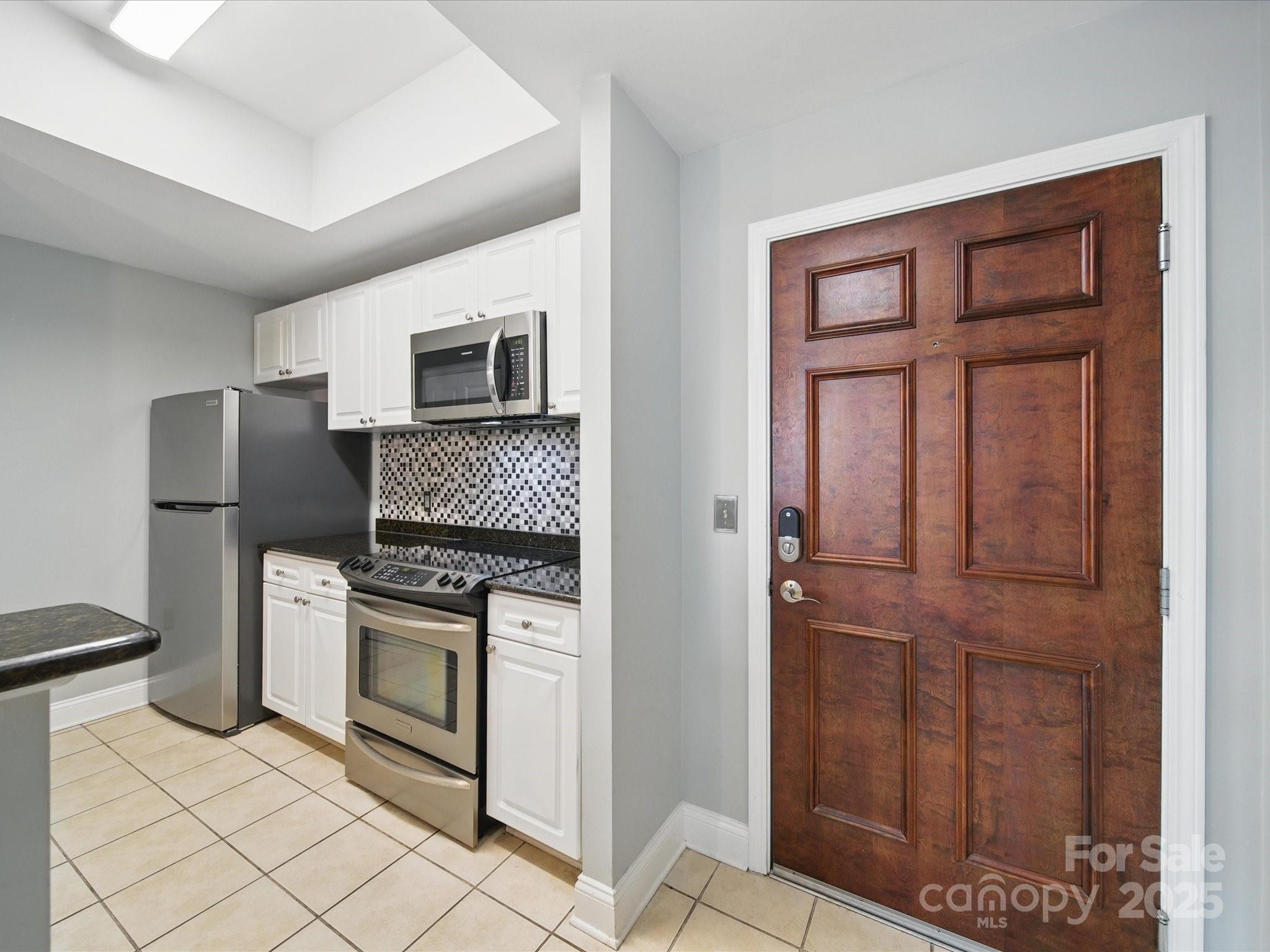 300 W 5th Street 339
