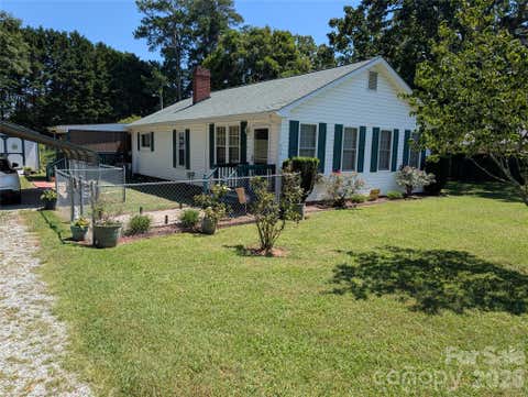 Photo of 406 N Kimmons Street N, Landis, NC 28088 (MLS # 4416117)