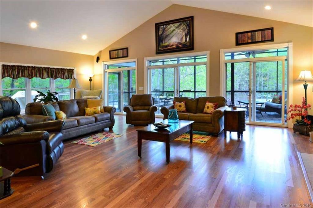 Emerald Shores - Residential