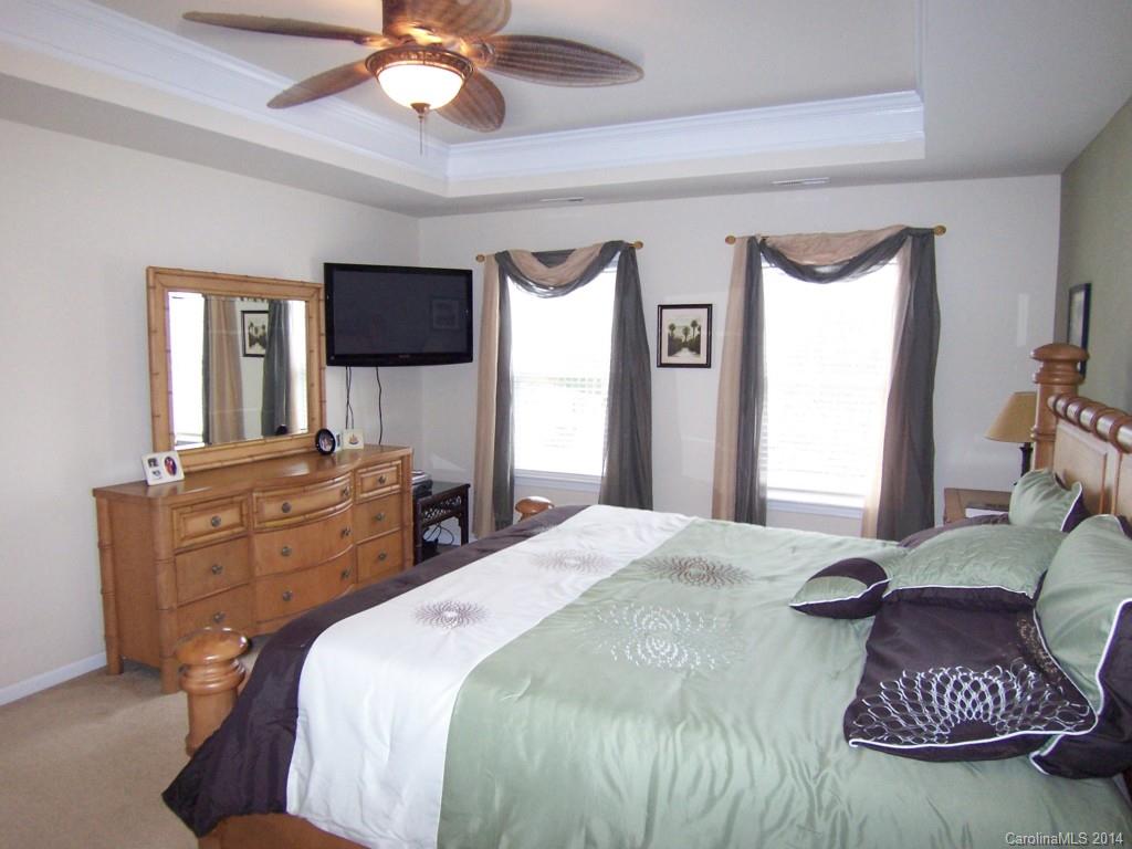 LEGACY PARK - Residential