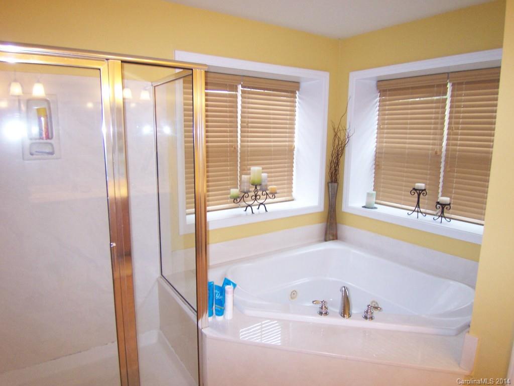 LEGACY PARK - Residential