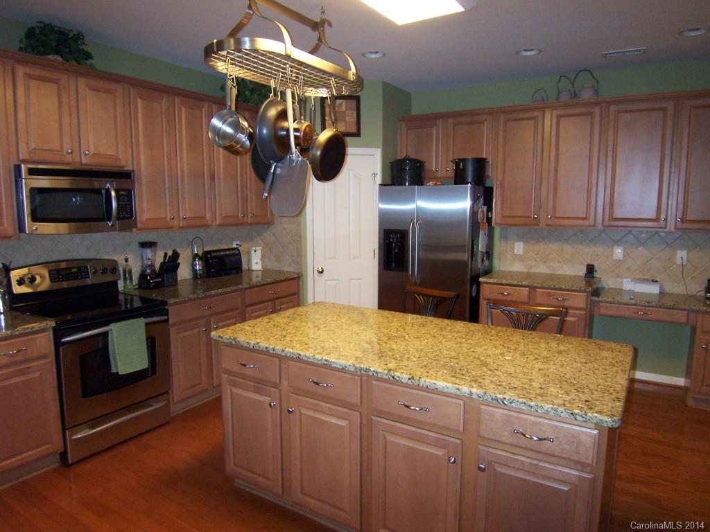 LEGACY PARK - Residential