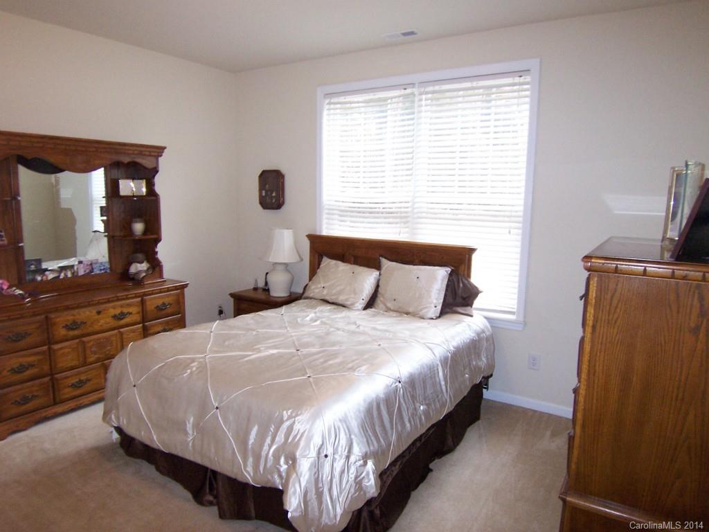 LEGACY PARK - Residential