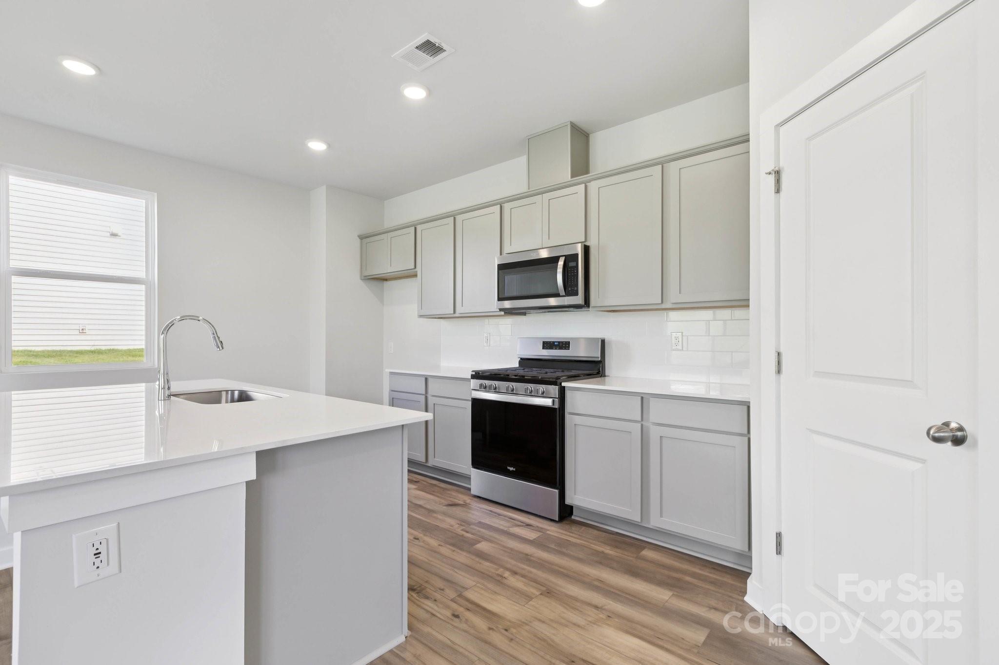 806 Olde England Drive