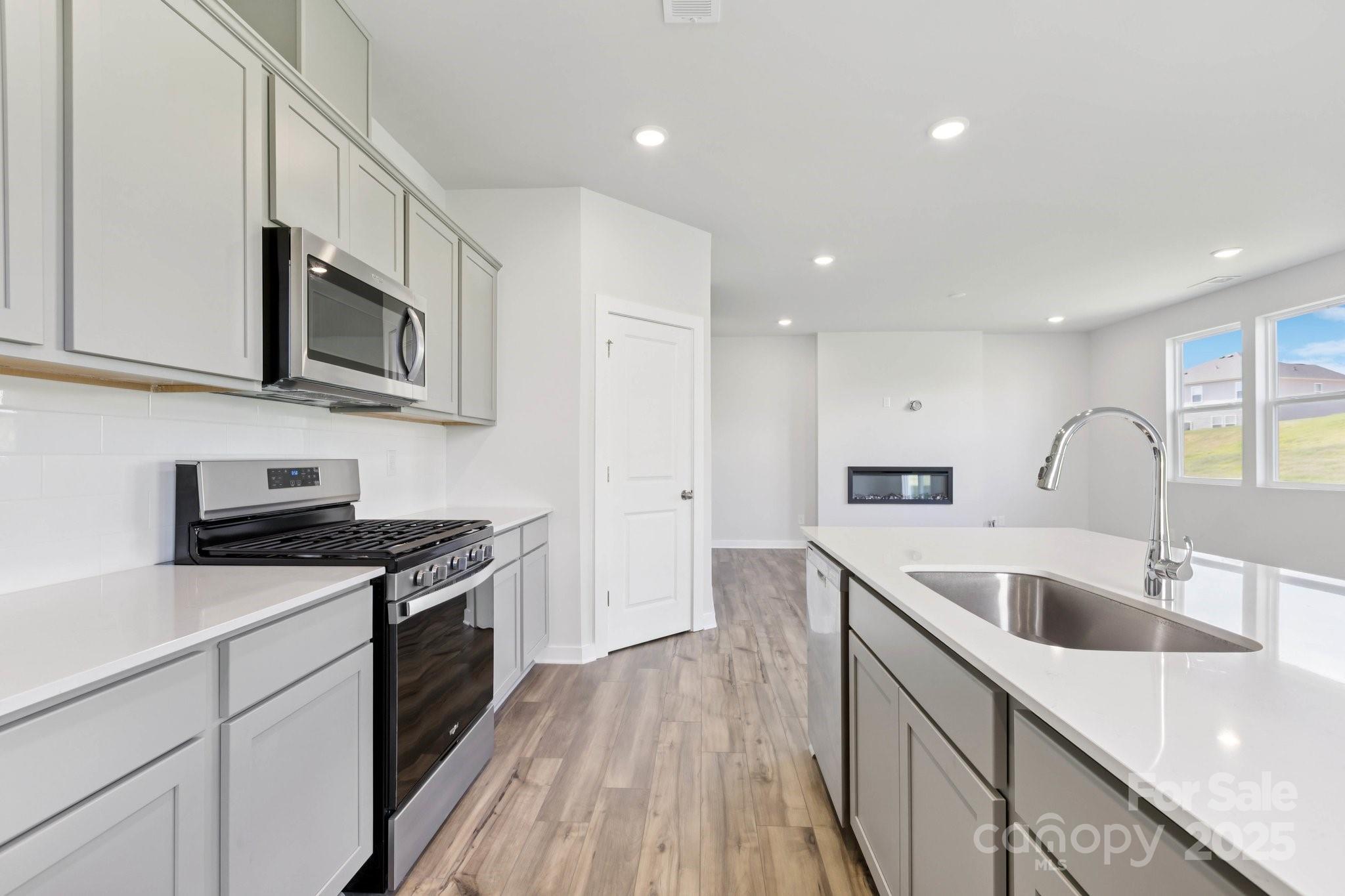 806 Olde England Drive