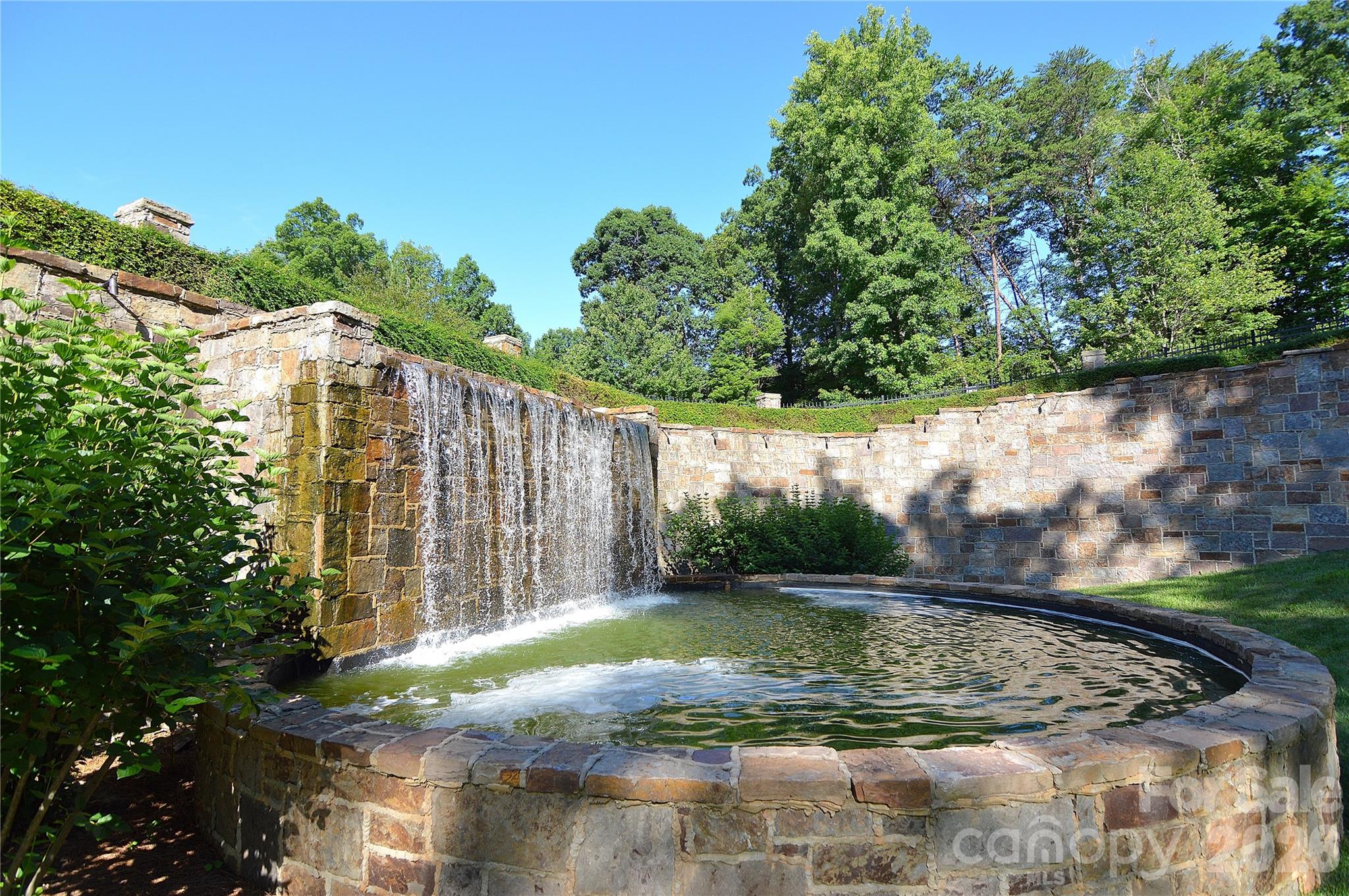 Reflection Pointe - Land