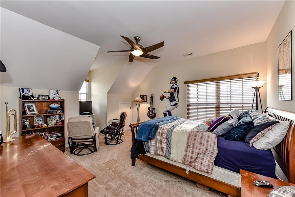 Reserve At Gold Hill - Residential