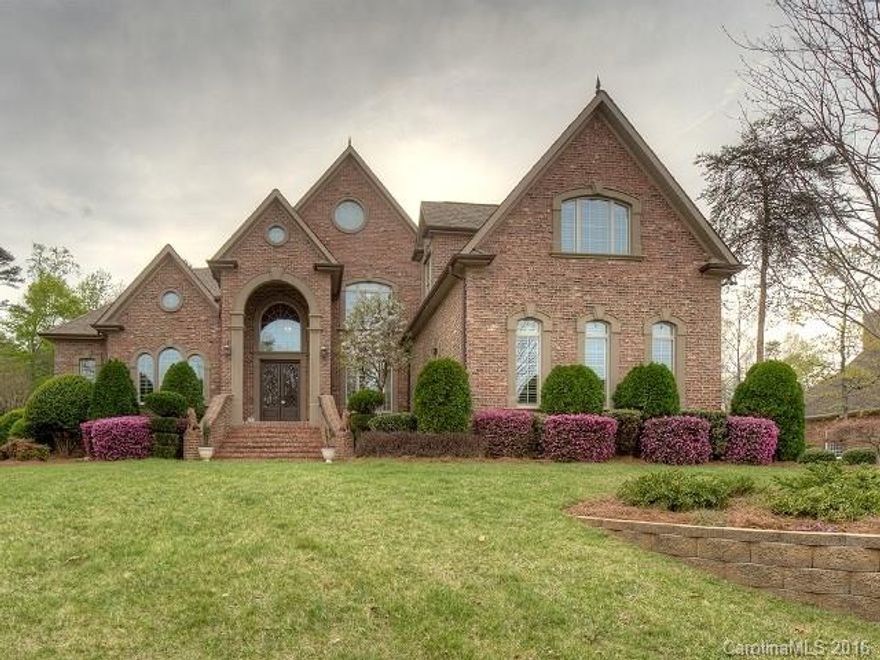 48 hour FRR. Gorgeous estate home in one of Fort Mill's finest neighborhoods! The beauty starts at the street! Stunning entrance will showcase the home's easy flow! Formal living room and dining room, library w/builtin bookcases, and office. Chef's kitchen w/gas cooktop, double oven, pantry, breakfast bar. Kitchen looks into great room with builtins, Huge master on main with sitting room, door leading to terrace. Upstairs houses 3 additional BRs w/private baths, & huge bonus room.