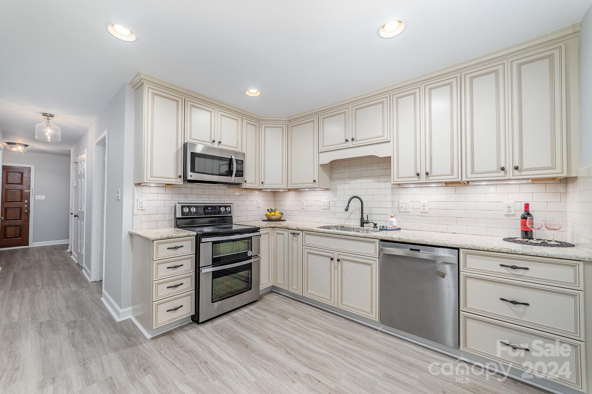 Quail Hollow Estates - Residential