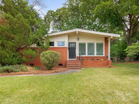 1438 Larkfield Lane Charlotte NC 28210