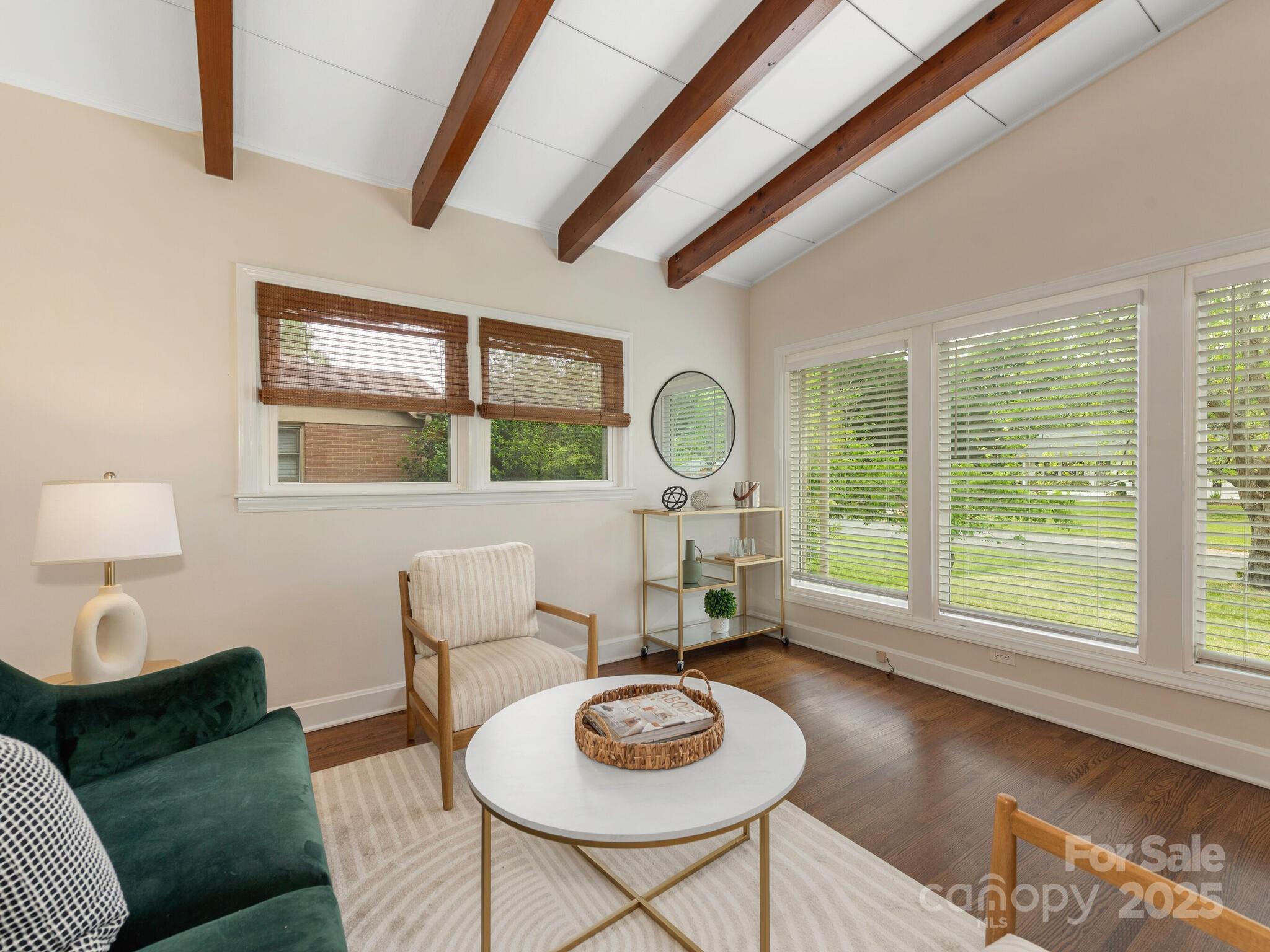 1438 Larkfield Lane